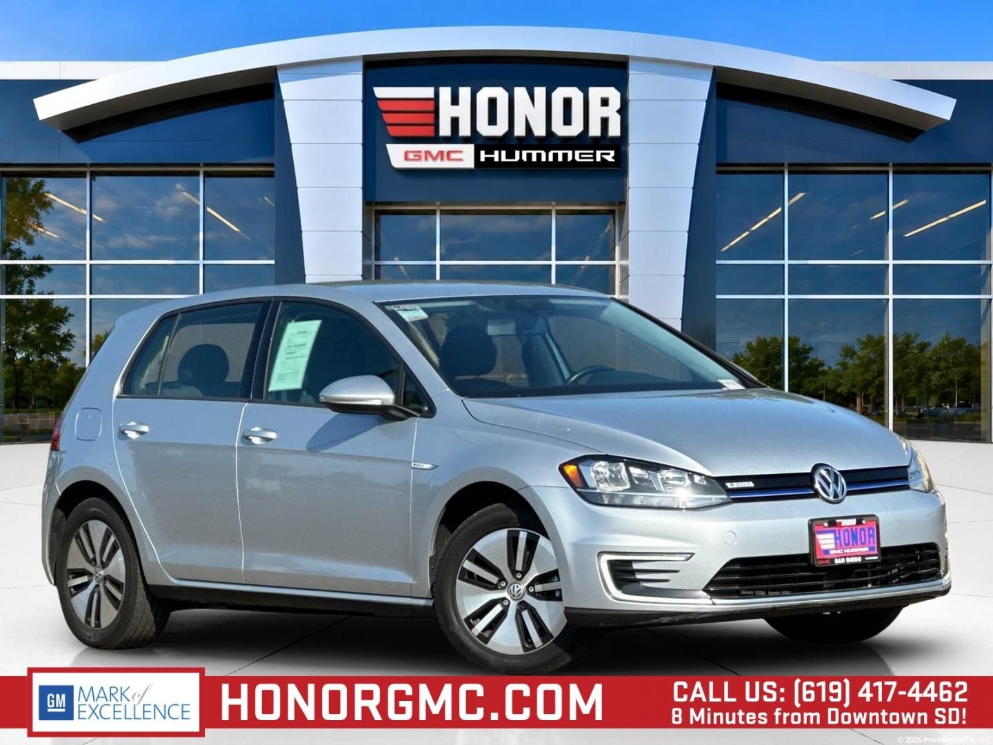 2019 Volkswagen e-Golf SE in Other — front three-quarter view